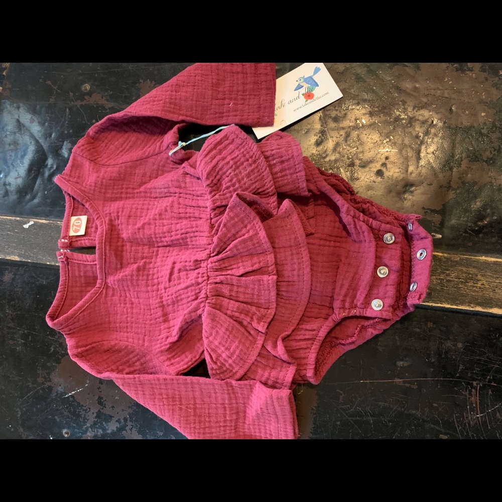 NWT Stella ruffle romper